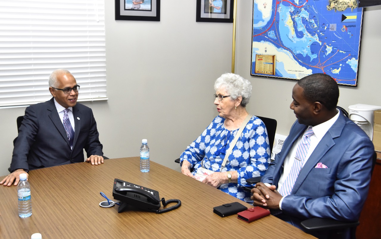 Tourism Officials welcome visitor on 43rd visit to The Bahamas