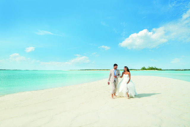US and Canadian travel advisors explore Bahamas offerings for romance market