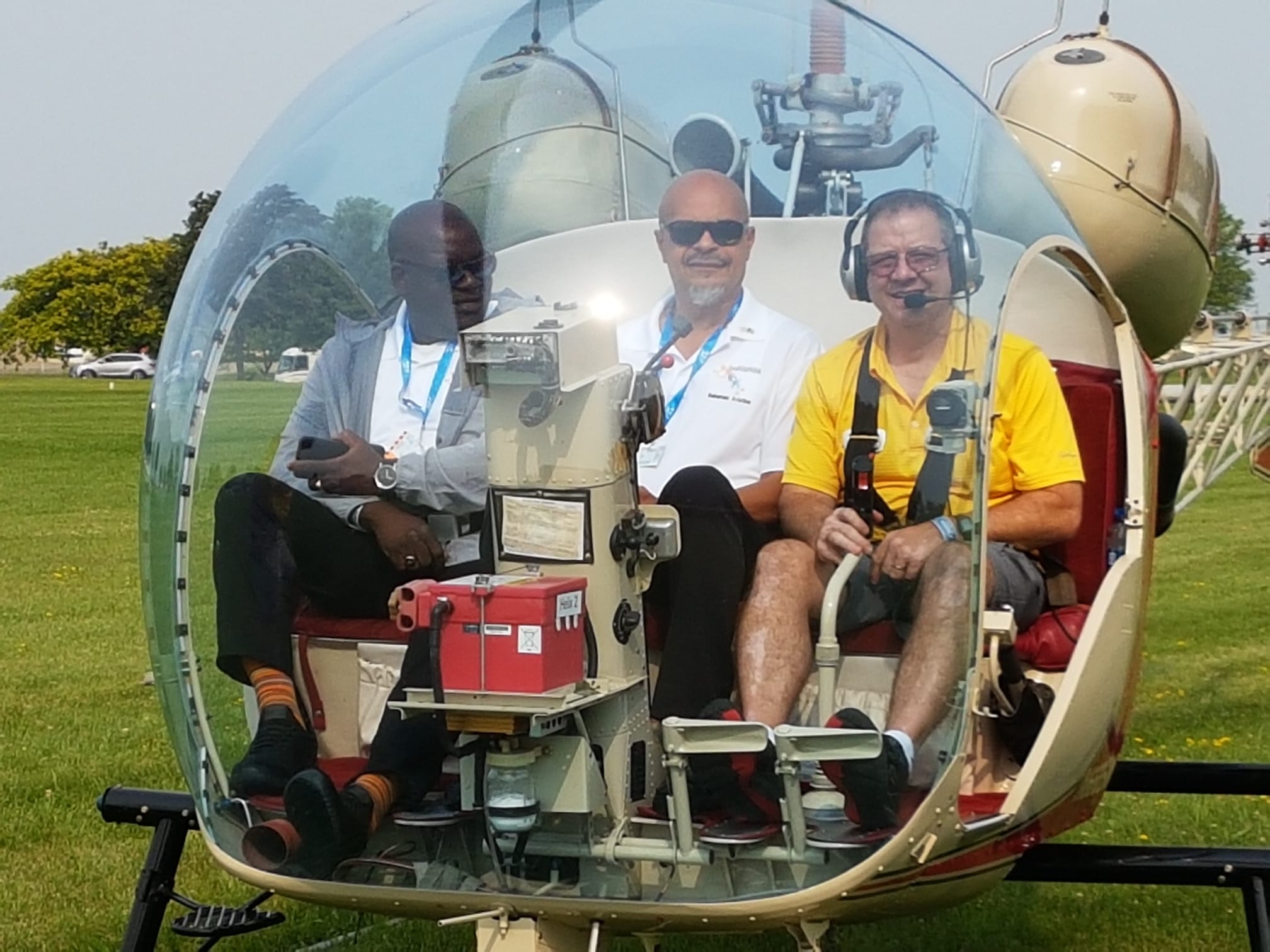 photo 2021 oshkosh vip helicopter tour