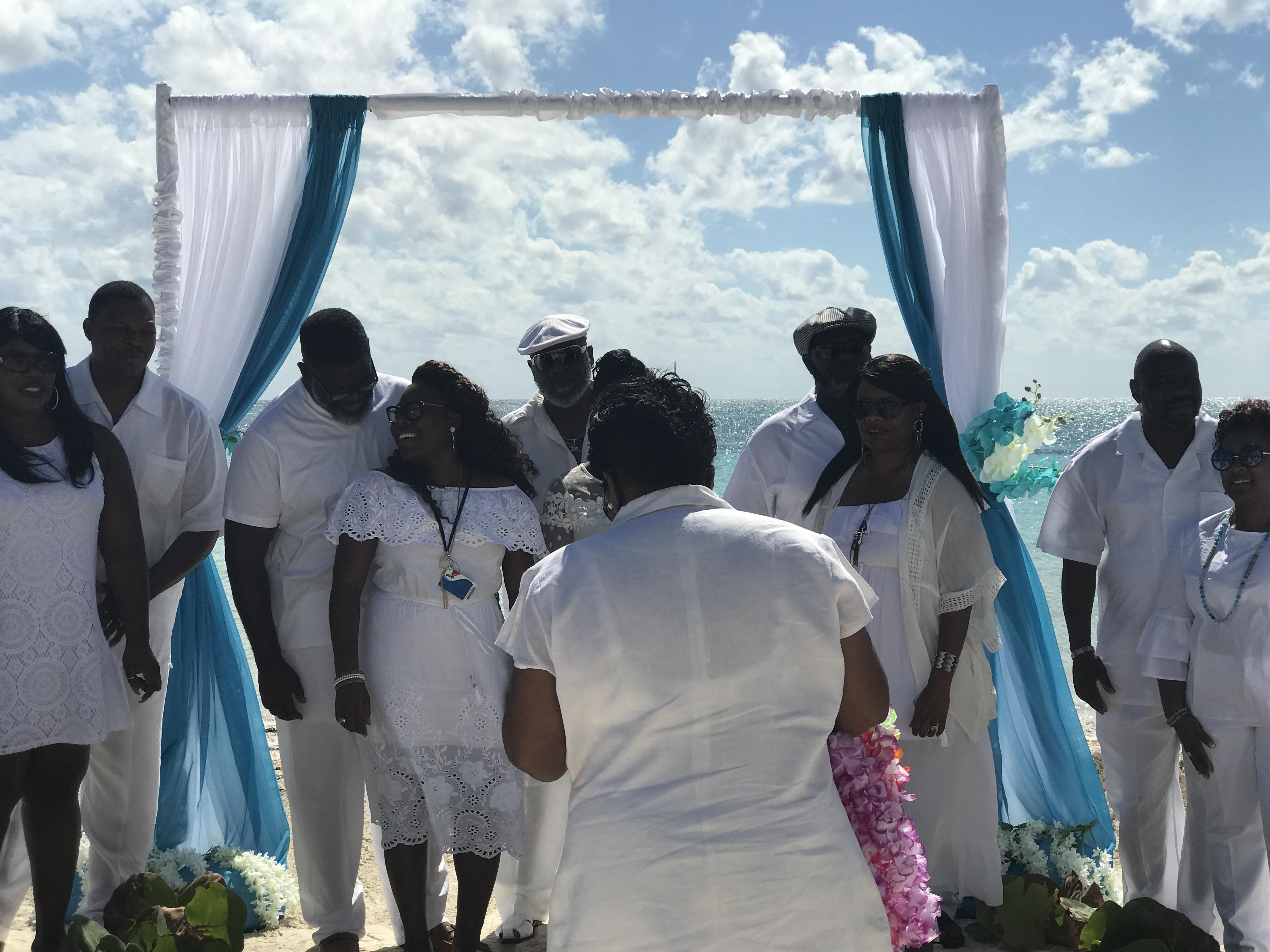 Georgia Couples Welcomed to Grand Bahama Island For 